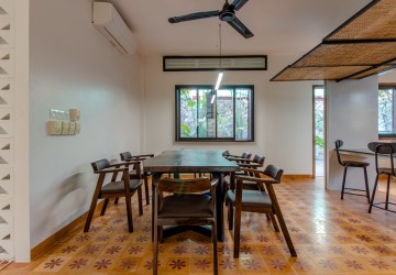 4 Bedroom Wooden Villa For Sale - Wat Damnak, Siem Reap thumbnail