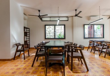 4 Bedroom Wooden Villa For Sale - Wat Damnak, Siem Reap thumbnail