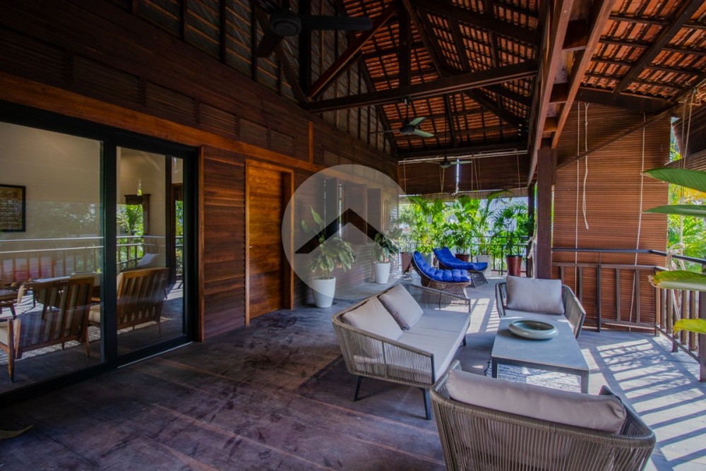 4 Bedroom Wooden Villa For Sale - Wat Damnak, Siem Reap - Image 38