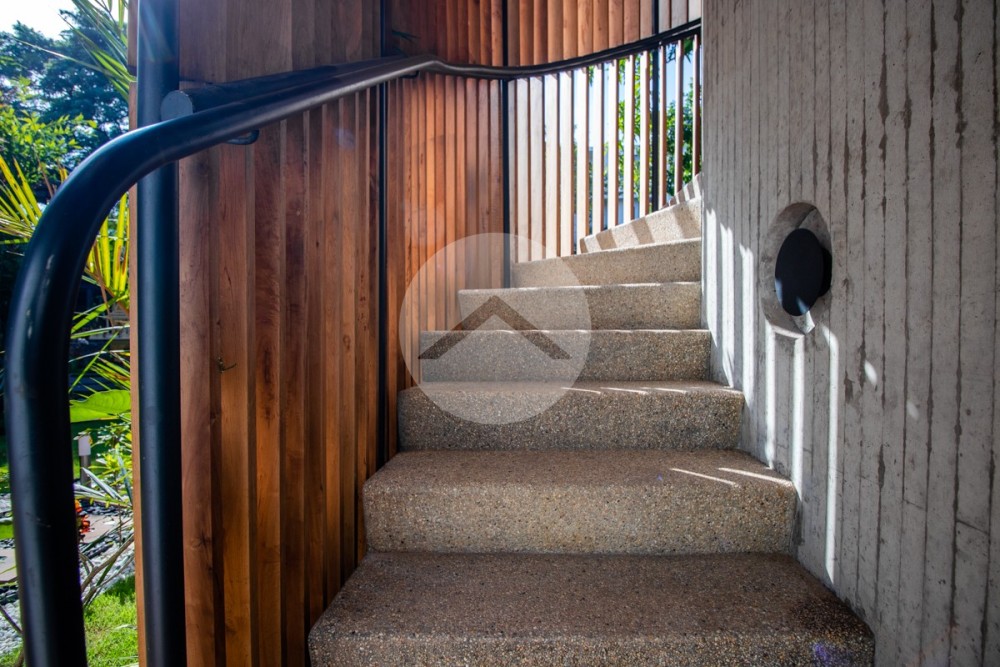 4 Bedroom Wooden Villa For Sale - Wat Damnak, Siem Reap - Image 21
