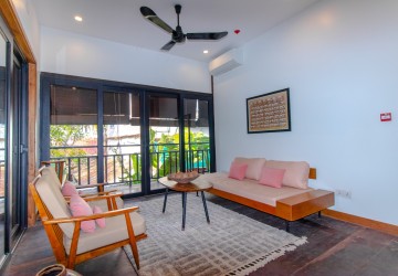 4 Bedroom Wooden Villa For Sale - Wat Damnak, Siem Reap thumbnail