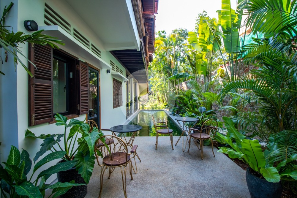 4 Bedroom Wooden Villa For Sale - Wat Damnak, Siem Reap - Image 50