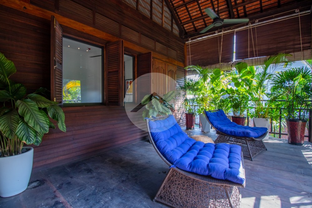 4 Bedroom Wooden Villa For Sale - Wat Damnak, Siem Reap - Image 41