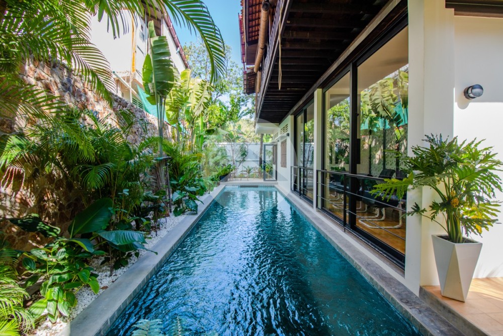 4 Bedroom Wooden Villa For Sale - Wat Damnak, Siem Reap - Image 3