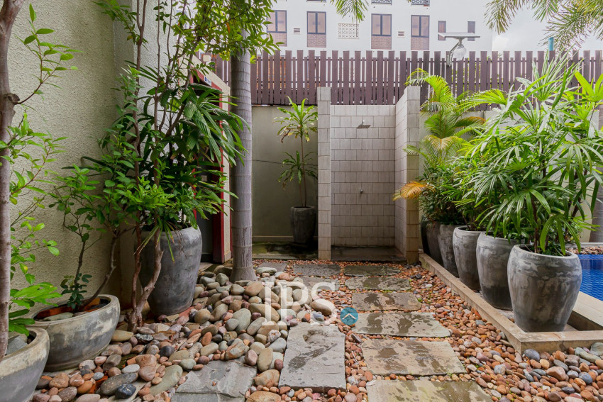 2 Bedroom Apartment For Rent - Svay Dangkum, Siem Reap