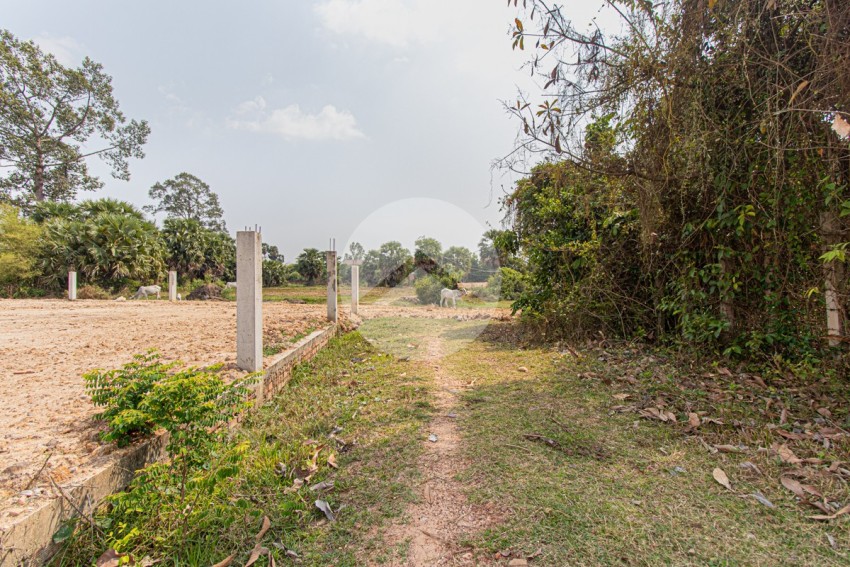 4,705 Sqm Residential Land For Sale - Sangkat Siem Reab, Siem Reap