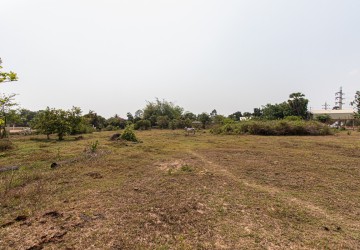 4,705 Sqm Residential Land For Sale - Sangkat Siem Reab, Siem Reap thumbnail