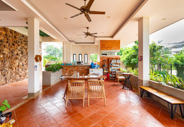 6-Unit Apartment Building for Sale – Svay Dangkum, Siem Reap photo 5