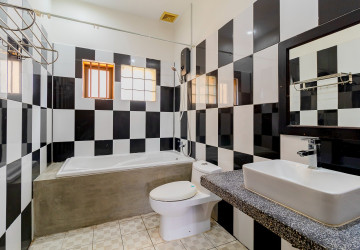 1 Bedroom Apartment For Rent - Svay Dangkum, Siem Reap thumbnail