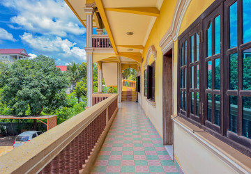 1 Bedroom Apartment For Rent - Svay Dangkum, Siem Reap thumbnail