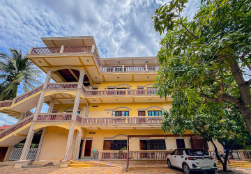 1 Bedroom Apartment For Rent - Svay Dangkum, Siem Reap thumbnail