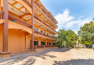 1 Bedroom Apartment For Rent - Svay Dangkum, Siem Reap thumbnail