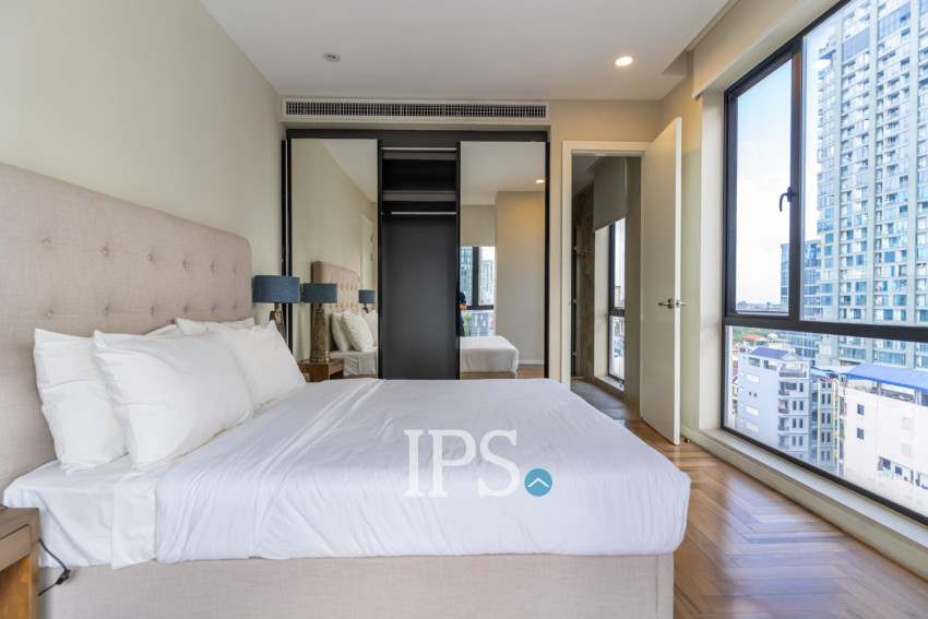 2 Bedroom Condo For Rent - Tonle Bassac, Phnom Penh