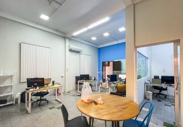 50 Sqm Office Space For Rent - Toul Tum Poung, Phnom Penh thumbnail