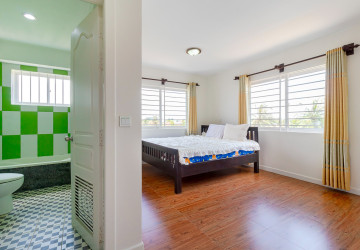 3 Bedroom Apartment For Rent - Svay Dangkum, Siem Reap thumbnail