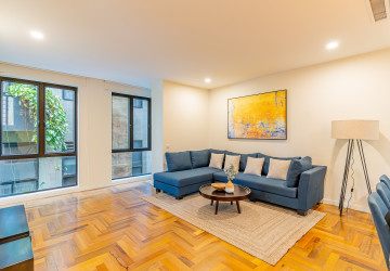 2 Bedroom Condo For Rent - Tonle Bassac, Phnom Penh thumbnail