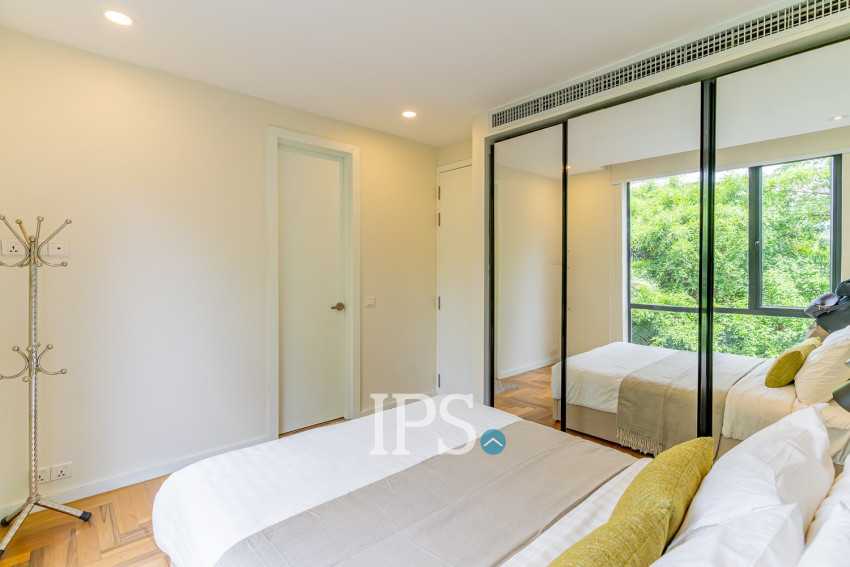 2 Bedroom Condo For Rent - Tonle Bassac, Phnom Penh
