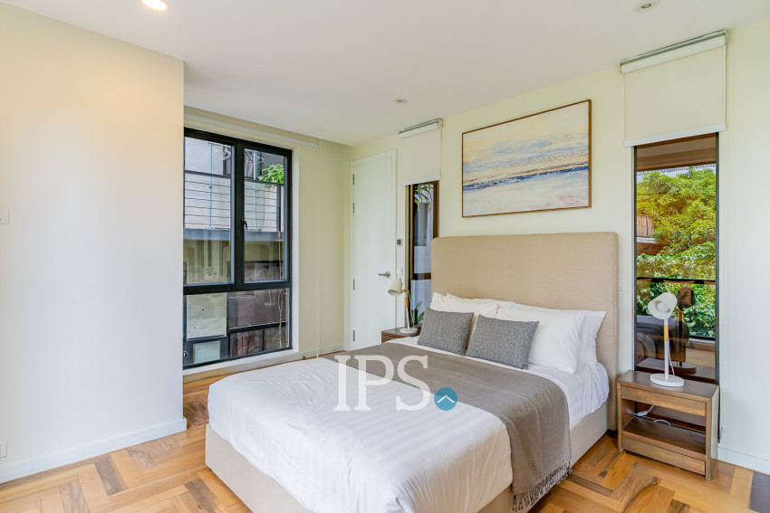 2 Bedroom Condo For Rent - Tonle Bassac, Phnom Penh