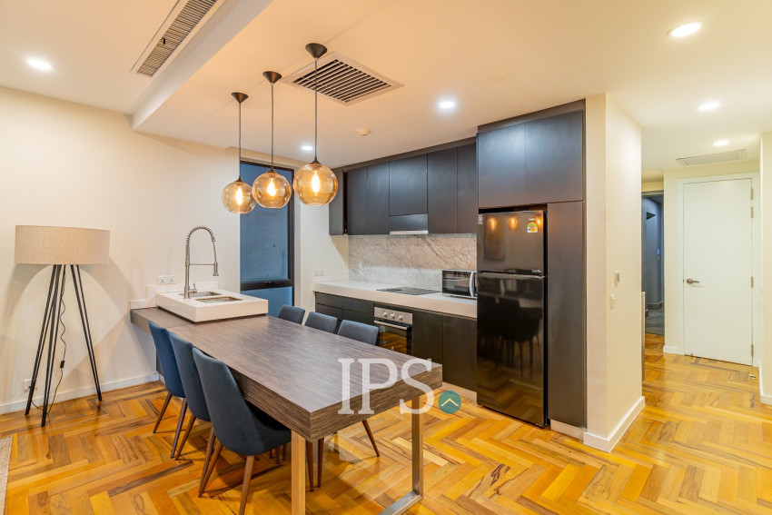 2 Bedroom Condo For Rent - Tonle Bassac, Phnom Penh