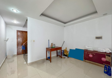 5 Bedroom Shophouse For Sale - Chreav, Siem Reap thumbnail