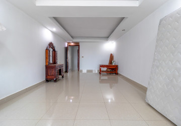 5 Bedroom Shophouse For Sale - Chreav, Siem Reap thumbnail