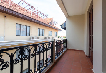 3 Bedroom Apartment For Rent - Sala Kamreuk, Siem Reap thumbnail