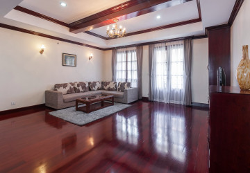 3 Bedroom Apartment For Rent - Sala Kamreuk, Siem Reap thumbnail