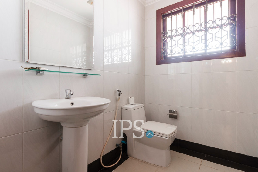 3 Bedroom Apartment For Rent - Sala Kamreuk, Siem Reap