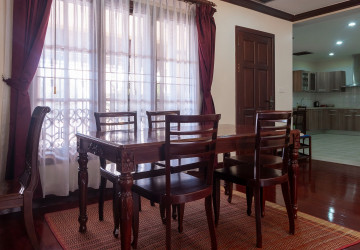 3 Bedroom Apartment For Rent - Sala Kamreuk, Siem Reap thumbnail