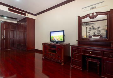 3 Bedroom Apartment For Rent - Sala Kamreuk, Siem Reap thumbnail