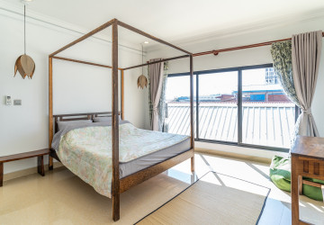Renovated 1 Bedroom Apartment  For Rent - Phsar Chas, Phnom Penh thumbnail