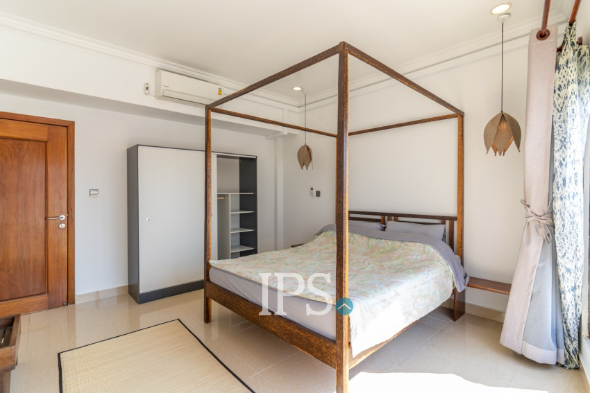 Renovated 1 Bedroom Apartment  For Rent - Phsar Chas, Phnom Penh