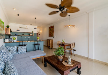 Renovated 1 Bedroom Apartment  For Rent - Phsar Chas, Phnom Penh thumbnail