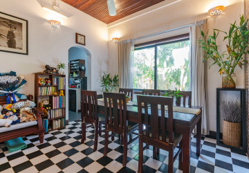 2 Bedroom Apartment For Rent - Sangkat Siem Reap, Siem Reap thumbnail