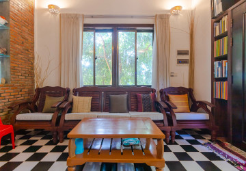 2 Bedroom Apartment For Rent - Sangkat Siem Reap, Siem Reap thumbnail