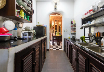 2 Bedroom Apartment For Rent - Sangkat Siem Reap, Siem Reap thumbnail