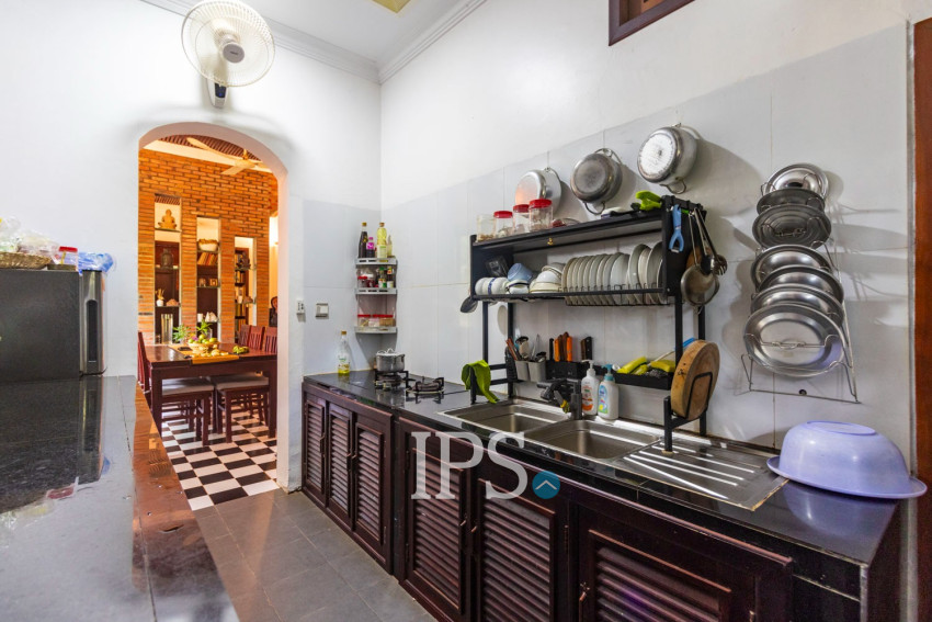 2 Bedroom Apartment For Rent - Sangkat Siem Reap, Siem Reap