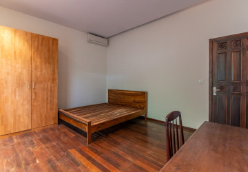 Renovated 3 Bedroom Apartment For Rent - Srah Chork , Phnom Penh thumbnail