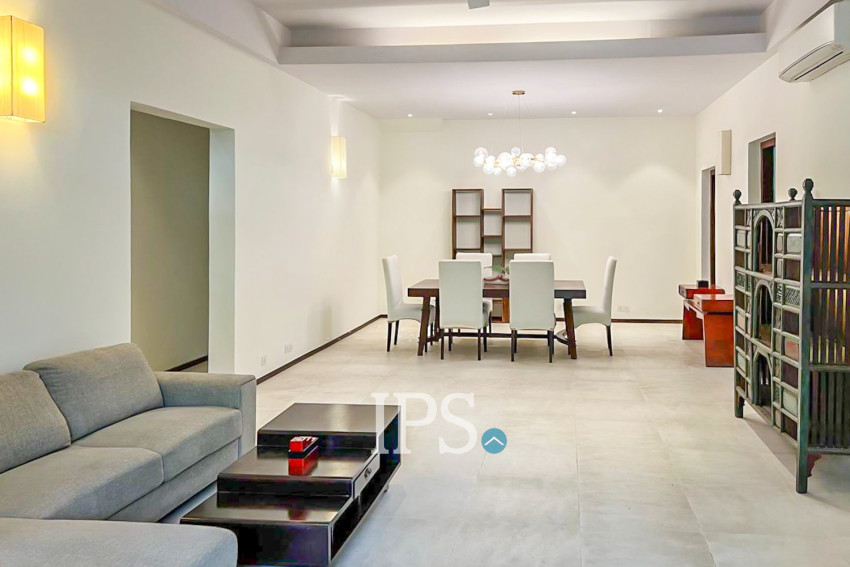 Renovated 3 Bedroom Apartment For Rent - Srah Chork , Phnom Penh