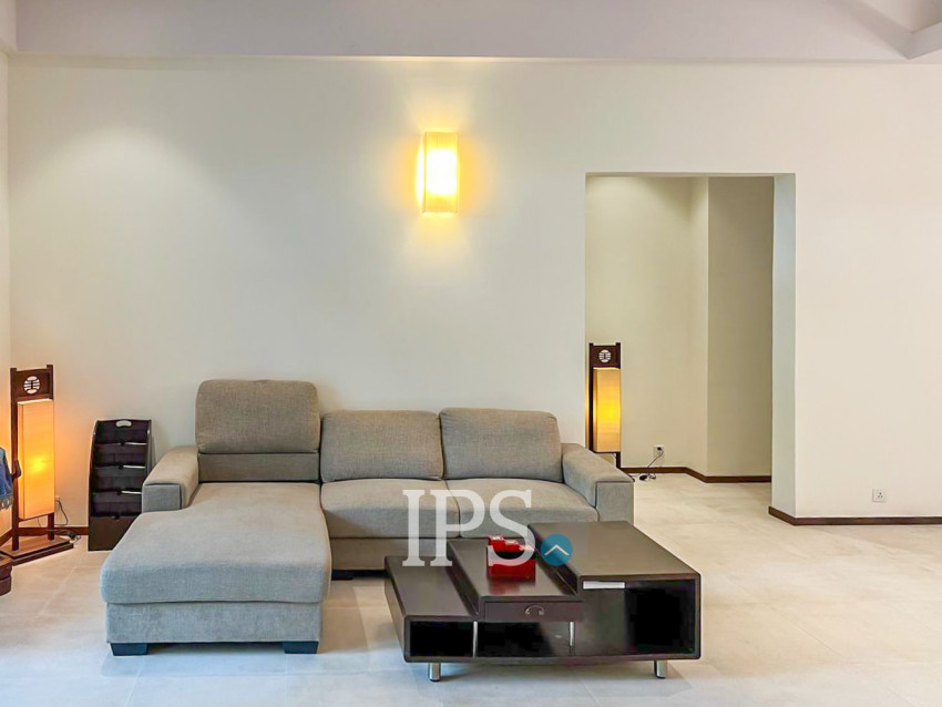 Renovated 3 Bedroom Apartment For Rent - Srah Chork , Phnom Penh