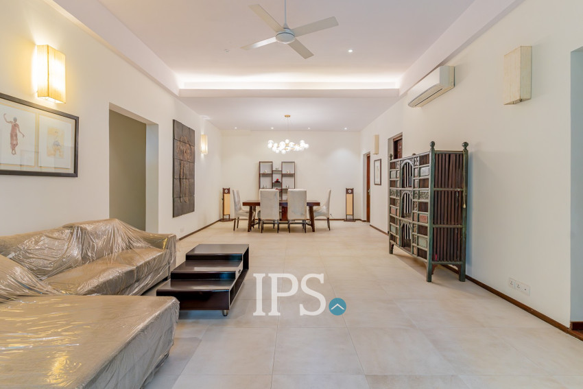 Renovated 3 Bedroom Apartment For Rent - Srah Chork , Phnom Penh