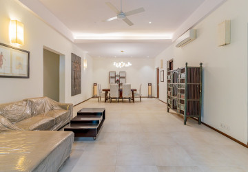 Renovated 3 Bedroom Apartment For Rent - Srah Chork , Phnom Penh thumbnail