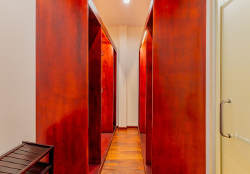 Renovated 3 Bedroom Apartment For Rent - Srah Chork , Phnom Penh thumbnail