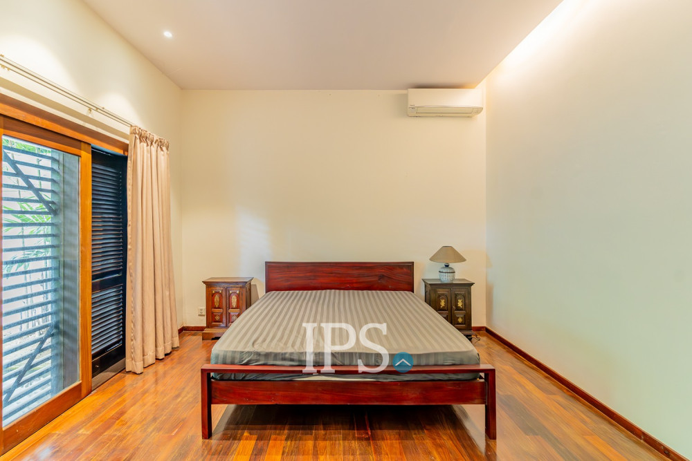 Renovated 3 Bedroom Apartment For Rent - Srah Chork , Phnom Penh - Image 26