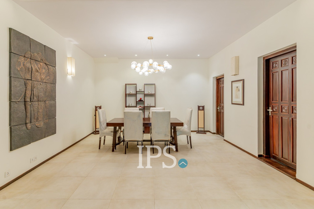 Renovated 3 Bedroom Apartment For Rent - Srah Chork , Phnom Penh - Image 12