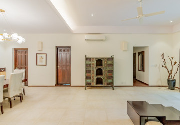 Renovated 3 Bedroom Apartment For Rent - Srah Chork , Phnom Penh thumbnail