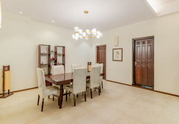 Renovated 3 Bedroom Apartment For Rent - Srah Chork , Phnom Penh thumbnail