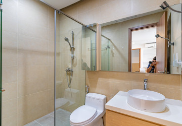 1 Bedroom Serviced Apartment For Rent - Tonle Bassac, Phnom Penh thumbnail