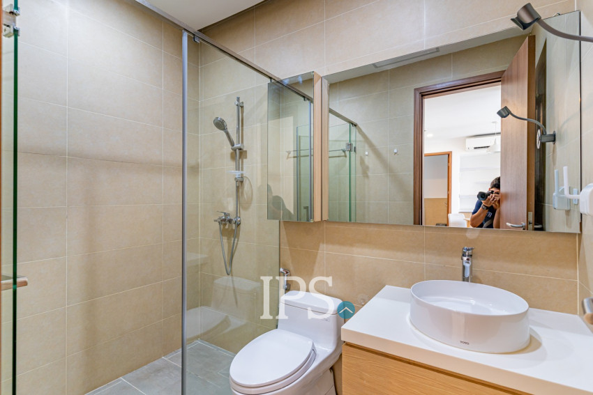 1 Bedroom Serviced Apartment For Rent - Tonle Bassac, Phnom Penh
