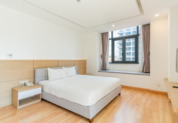 2 Bedroom Serviced Apartment For Rent - Tonle Bassac, Phnom Penh thumbnail